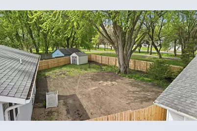309 8th Avenue NW, Waseca, MN 56093 - Photo 23