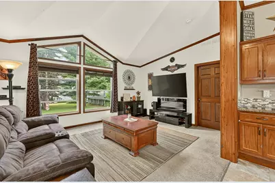 405 N Pleasant Avenue, Spring Valley, MN 55975 - Photo 19