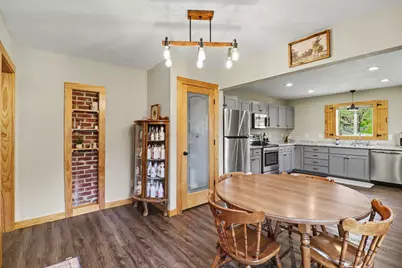 305 Oak Avenue SE, Montgomery, MN 56069 - Photo 7