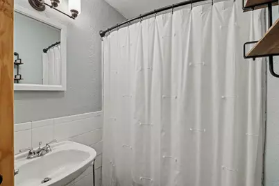305 Oak Avenue SE, Montgomery, MN 56069 - Photo 13