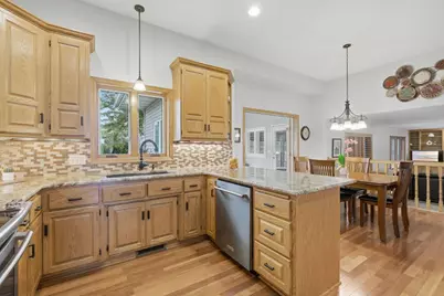 13120 55th Avenue N, Plymouth, MN 55442 - Photo 9
