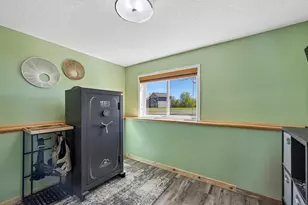 721 Horseshoe Ln, Braham, MN 55006 - Photo 21