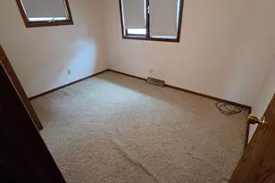 801 5th Ave NW, Austin, MN 55912 - Photo 17