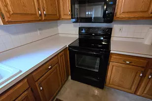 801 5th Ave NW, Austin, MN 55912 - Photo 9