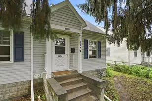 1254 Marion St, Saint Paul, MN 55117 - Photo 3