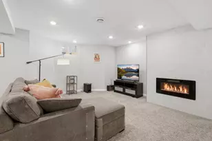 1350 Laurel Ave, Saint Paul, MN 55104 - Photo 5