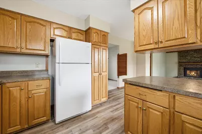 513 Laredo Lane, Chanhassen, MN 55317 - Photo 15