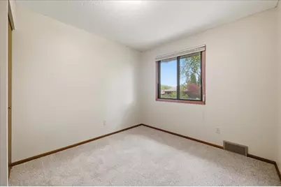 513 Laredo Lane, Chanhassen, MN 55317 - Photo 21