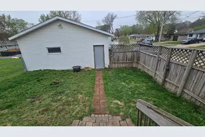 1302 W Clark Street, Albert Lea, MN 56007 - Photo 29