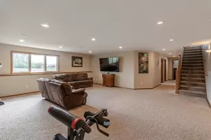 201 Pebble Creek Dr, Mankato, MN 56001 - Photo 29