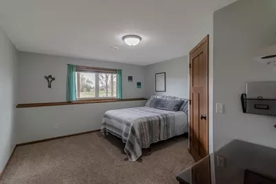 201 Pebble Creek Drive, Mankato, MN 56001 - Photo 35