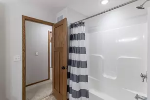 201 Pebble Creek Dr, Mankato, MN 56001 - Photo 27