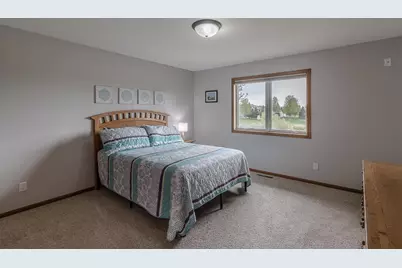 201 Pebble Creek Drive, Mankato, MN 56001 - Photo 19