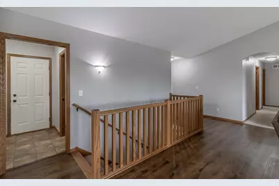 201 Pebble Creek Drive, Mankato, MN 56001 - Photo 5