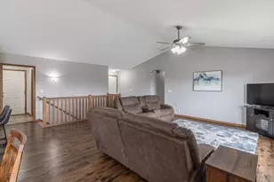 201 Pebble Creek Dr, Mankato, MN 56001 - Photo 9