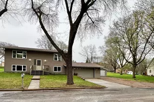404 N 11th St, Montevideo, MN 56265 - Photo 1