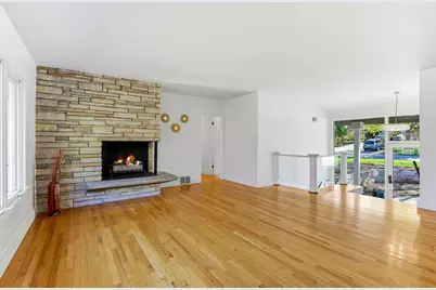 323 Burntside Drive, Golden Valley, MN 55422 - Photo 7