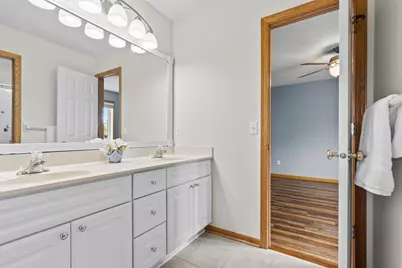 9724 Geisler Road, Eden Prairie, MN 55347 - Photo 31