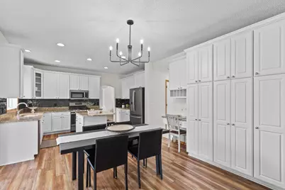 9724 Geisler Road, Eden Prairie, MN 55347 - Photo 3