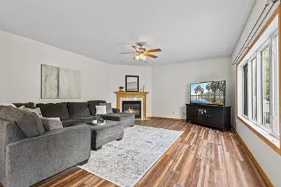 9724 Geisler Road, Eden Prairie, MN 55347 - Photo 11