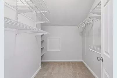 6748 Gretchen Court N, Oakdale, MN 55128 - Photo 31