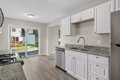 6748 Gretchen Court N, Oakdale, MN 55128 - Photo 17