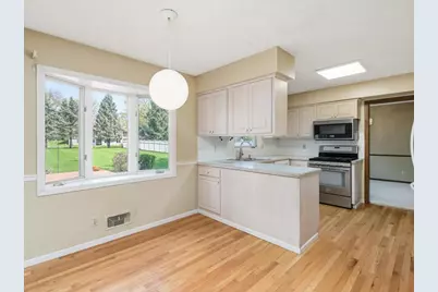 18130 19th Avenue N, Plymouth, MN 55447 - Photo 15
