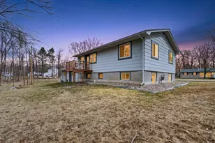 814 Rogers Ave, Grand Rapids, MN 55744 - Photo 7