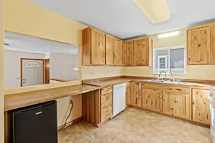 1026 Summit Ave, South Saint Paul, MN 55075 - Photo 15