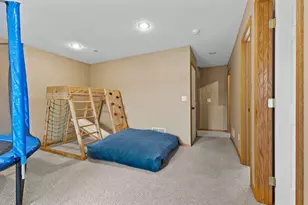 1761 Philipp Dr, Shakopee, MN 55379 - Photo 31