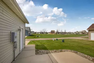 1731 Knottingham Dr, Sartell, MN 56377 - Photo 23