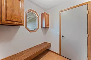 1407 Rebecca Ln, Eagan, MN 55122 - Photo 13