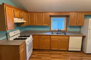 605 Division St W, Faribault, MN 55021 - Photo 3