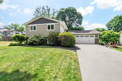 11958 Crane Street NW, Coon Rapids, MN 55448 - Photo 3
