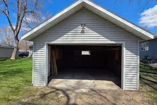 710 6th St SW, Wells, MN 56097 - Photo 39