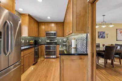 1939 Munster Avenue, Saint Paul, MN 55116 - Photo 21
