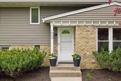 1939 Munster Avenue, Saint Paul, MN 55116 - Photo 5