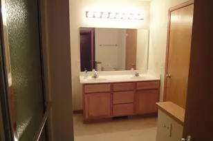4770 Underwood Ln N, Plymouth, MN 55442 - Photo 11