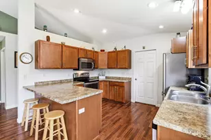 264 Cedar Cove Ln, Owatonna, MN 55060 - Photo 7
