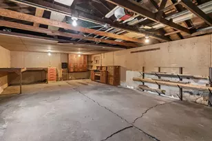 342 Front Ave, Saint Paul, MN 55117 - Photo 39