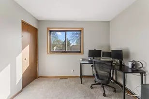 13717 Inglewood Ave, Savage, MN 55378 - Photo 23