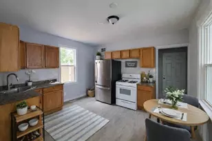 1274 Edgerton St, Saint Paul, MN 55130 - Photo 3