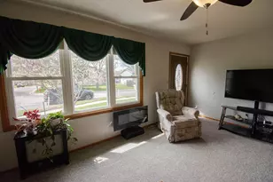 4906 18 1/2 Ave NW, Rochester, MN 55901 - Photo 3