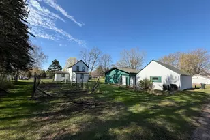 913 Birch St, Crosby, MN 56441 - Photo 3