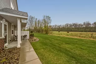186 Sawtooth Ct SE, Rochester, MN 55904 - Photo 3