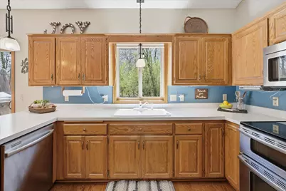 11526 Cottonwood Street NW, Coon Rapids, MN 55448 - Photo 19