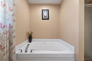 15275 Plumstone Dr, Eden Prairie, MN 55347 - Photo 23