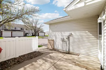 7102 Quarry Avenue NE, Otsego, MN 55330 - Photo 5