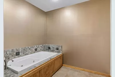 9875 Hamline Avenue N, Circle Pines, MN 55014 - Photo 25