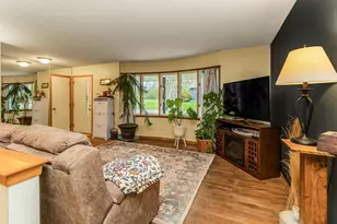 17405 Jersey Way, Lakeville, MN 55044 - Photo 5
